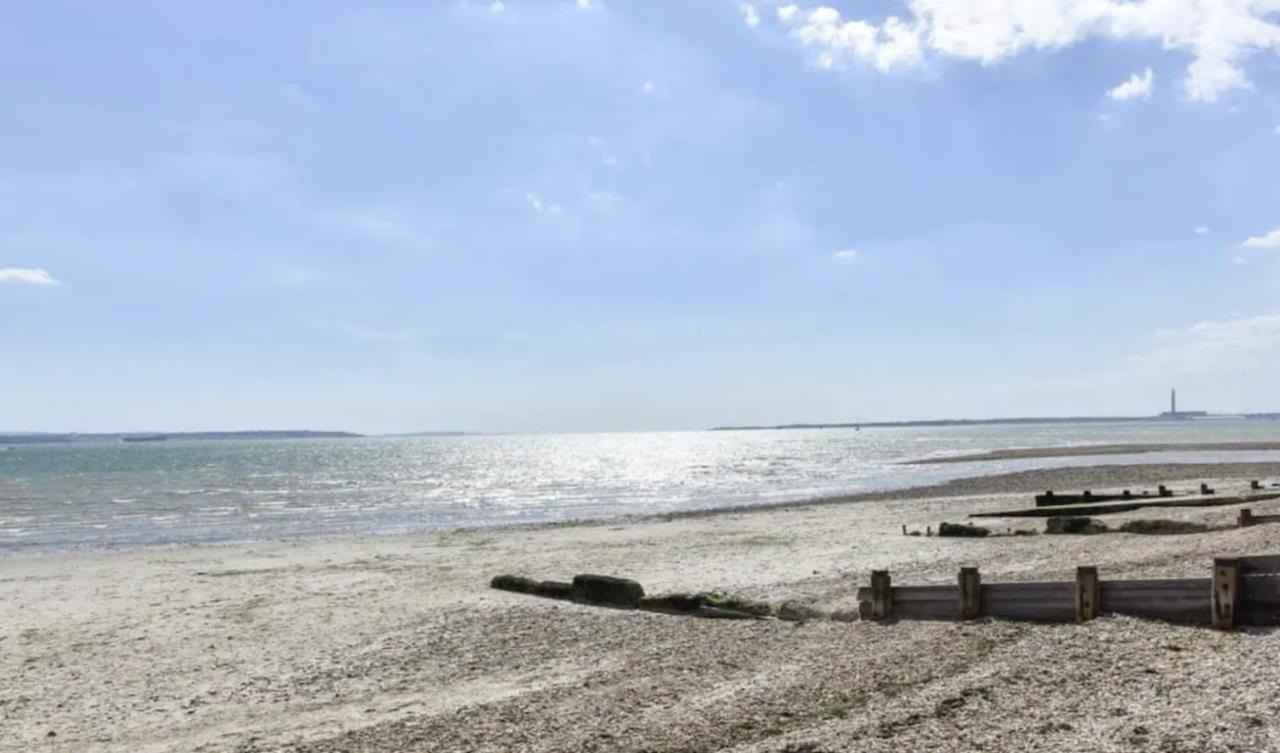 Solent Sea View Beach Cottage Hill Head Exterior photo